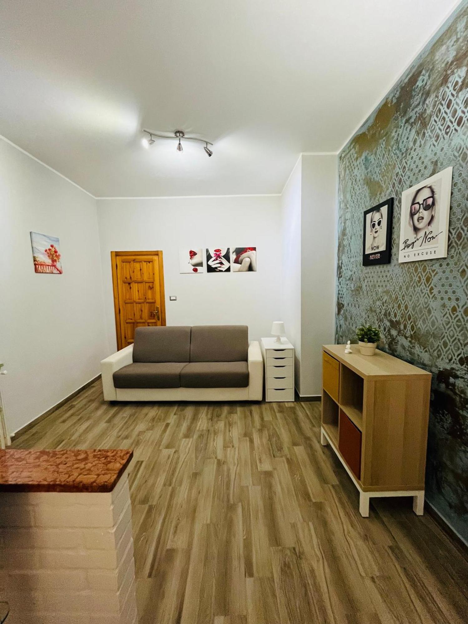 Bouganville Casa Vacanza Ambiente Climatizzato Con Wi Fi Pineto Exteriör bild