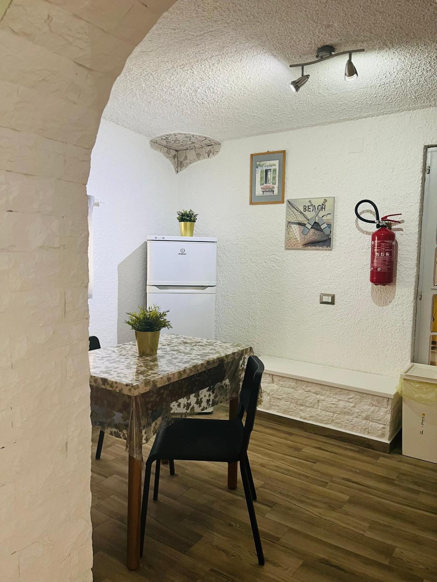 Bouganville Casa Vacanza Ambiente Climatizzato Con Wi Fi Pineto Exteriör bild
