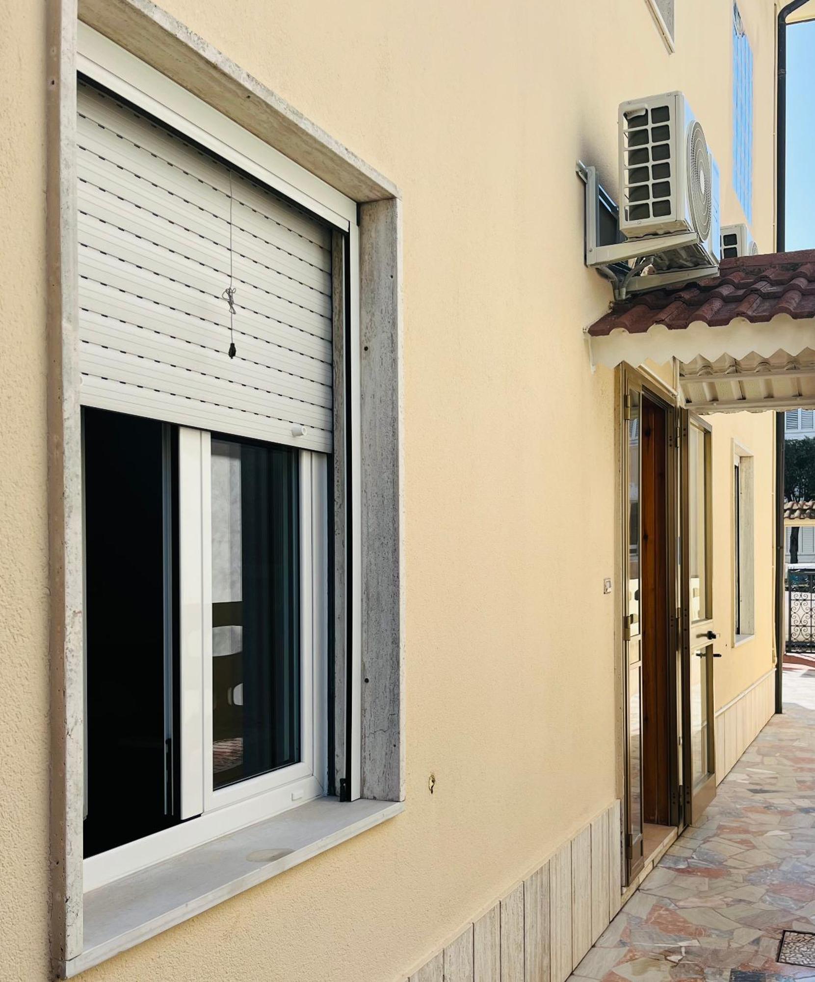 Bouganville Casa Vacanza Ambiente Climatizzato Con Wi Fi Pineto Exteriör bild