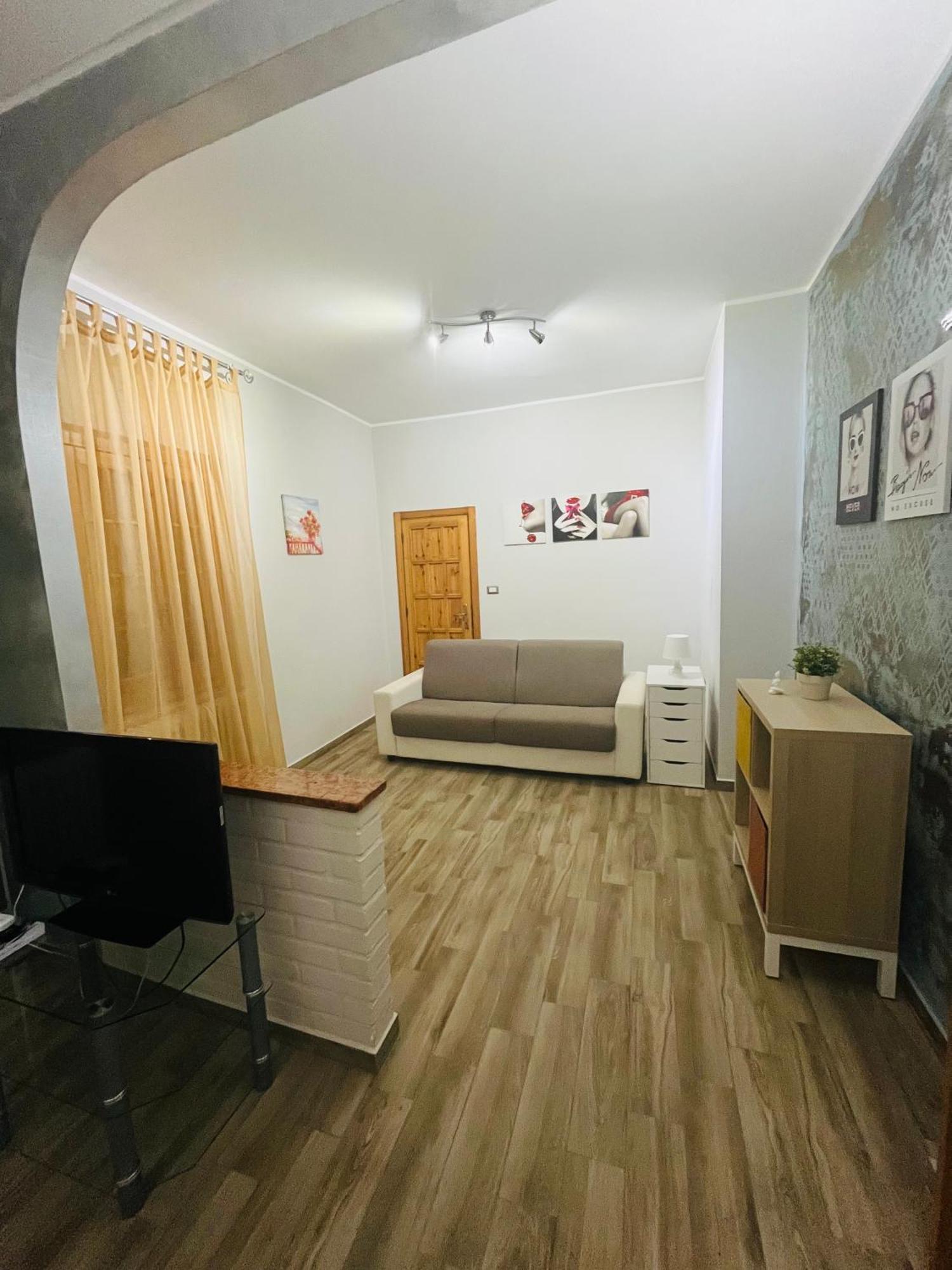 Bouganville Casa Vacanza Ambiente Climatizzato Con Wi Fi Pineto Exteriör bild